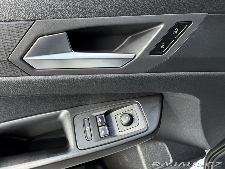Ford Tourneo Connect 2,0 EcoBlue Titanium 2023