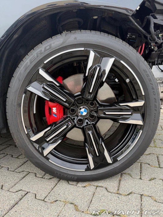 BMW X3 M50 INDIVIDUAL NezTop VEN 2025