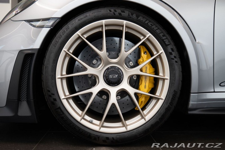 Porsche 911 (991.2) GT2 RS Weissach 2018