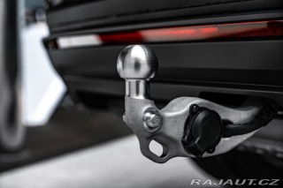 Volkswagen Touareg V6 3,0TDI Vzduch LED Tažn 2024