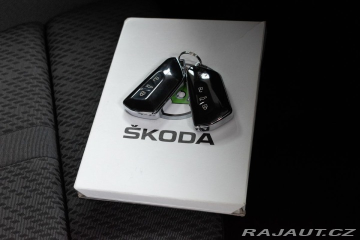 Škoda Octavia 2.0 TDI DSG*MASÁŽE*ACC*DP 2022
