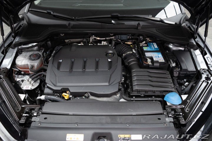 Škoda Octavia 2.0 TDI DSG*MASÁŽE*ACC*DP 2022
