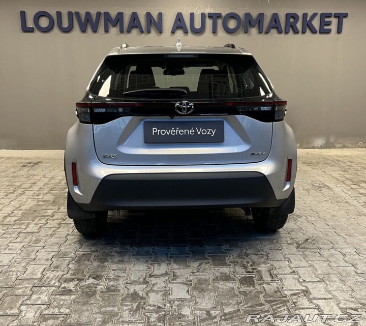 Toyota Yaris Cross 1,5 Hybrid AT Comfort 2024