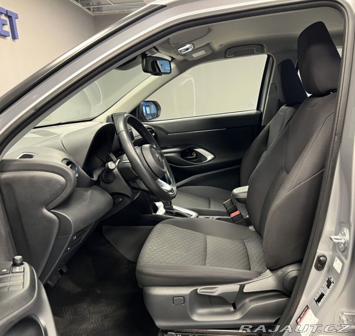 Toyota Yaris Cross 1,5 Hybrid AT Comfort 2024