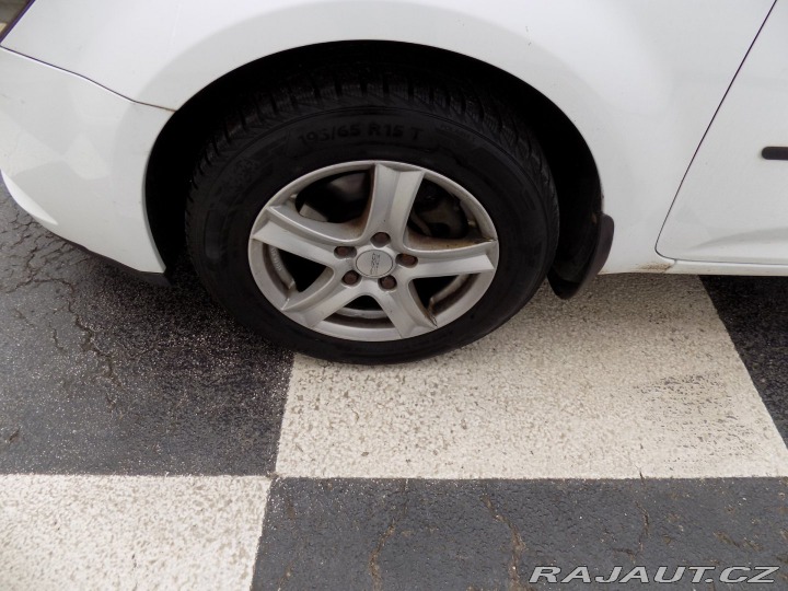 Kia Ceed 1.6GDi/2.Maj.ČR/Klimatiza 2012