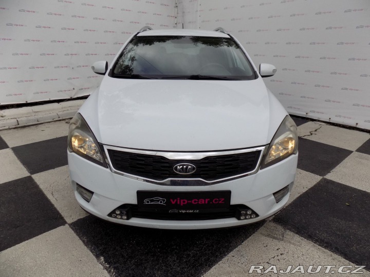 Kia Ceed 1.6GDi/2.Maj.ČR/Klimatiza 2012