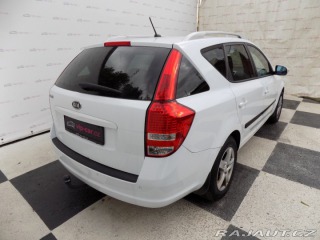Kia Ceed 1.6GDi/2.Maj.ČR/Klimatiza 2012