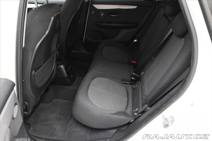 BMW 2 2,0 218d 110 kW Active Zá 2015