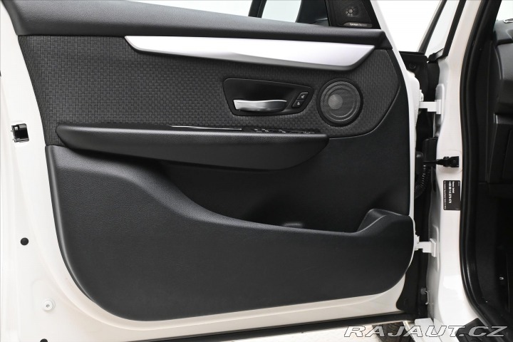 BMW 2 2,0 218d 110 kW Active Zá 2015