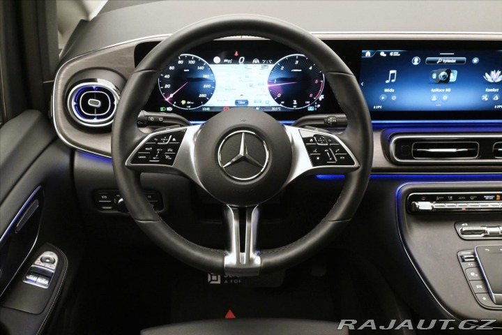 Mercedes-Benz V 2,0 300D 174kW XL Avantga 2025