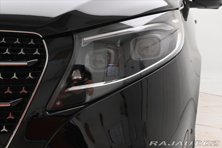 Mercedes-Benz V 2,0 300D 174kW XL Avantga 2025