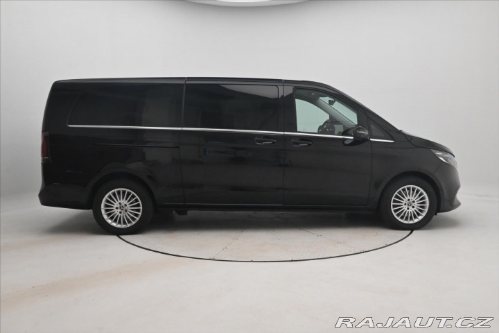 Mercedes-Benz V 2,0 300D 174kW XL Avantga 2025