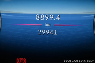 Mercedes-Benz V 2,0 300D 174kW XL Avantga 2025