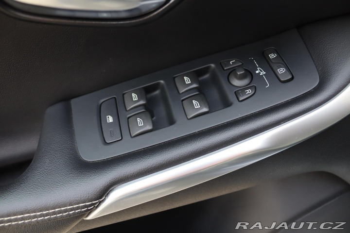 Volvo V40 Volvo V40 R-Design 140kW 2019