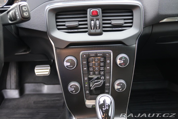 Volvo V40 Volvo V40 R-Design 140kW 2019