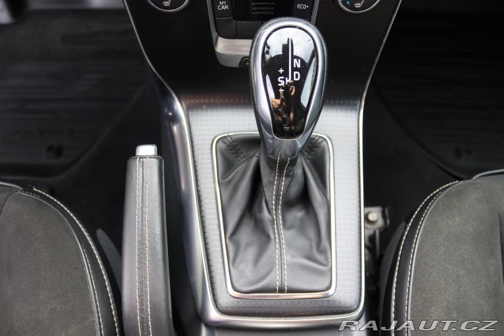 Volvo V40 Volvo V40 R-Design 140kW 2019