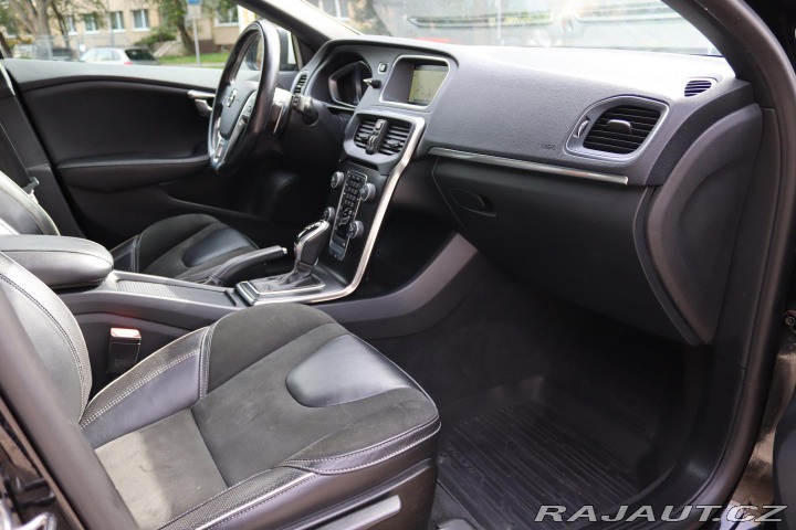 Volvo V40 Volvo V40 R-Design 140kW 2019