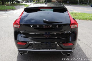 Volvo V40 2019