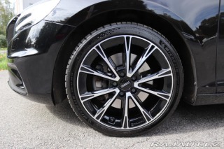 Volvo V40 2019