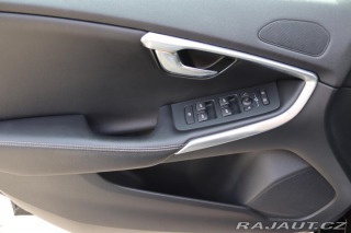 Volvo V40 2019