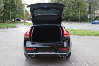 Volvo V40 2019