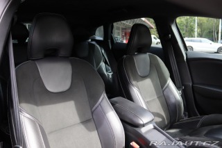 Volvo V40 2019