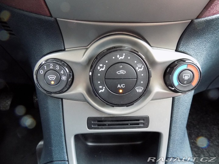 Ford Fiesta 1.2i/Klimatizace/ 2009