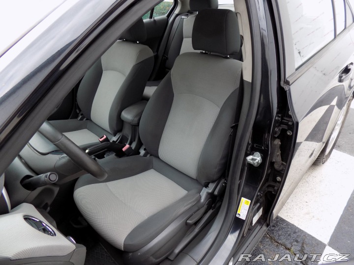 Chevrolet Cruze 1.8i/16V/Klimatizace/ČR/ 2011