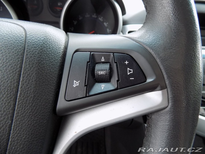 Chevrolet Cruze 1.8i/16V/Klimatizace/ČR/ 2011