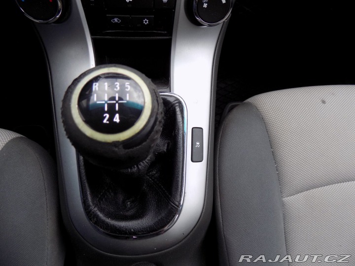 Chevrolet Cruze 1.8i/16V/Klimatizace/ČR/ 2011