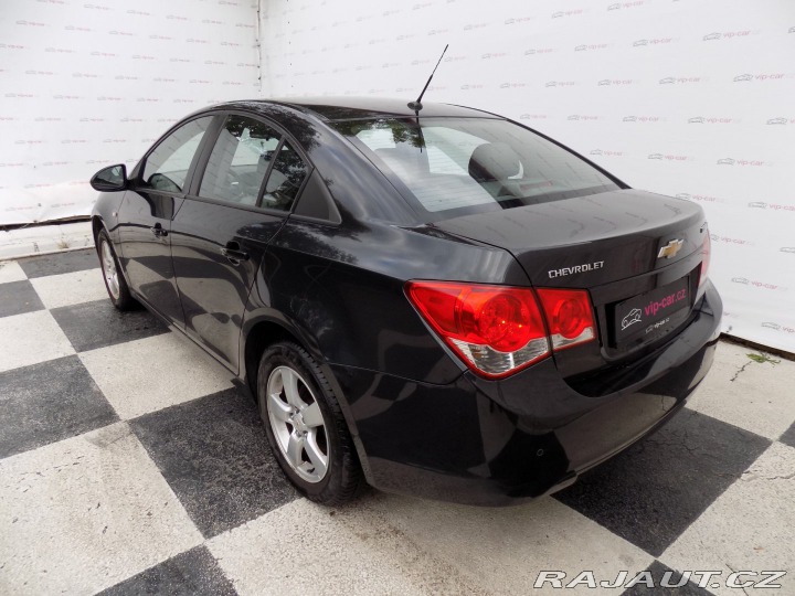 Chevrolet Cruze 1.8i/16V/Klimatizace/ČR/ 2011