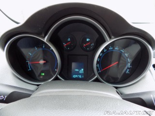 Chevrolet Cruze 1.8i/16V/Klimatizace/ČR/ 2011