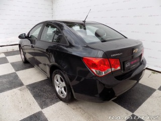 Chevrolet Cruze 1.8i/16V/Klimatizace/ČR/ 2011