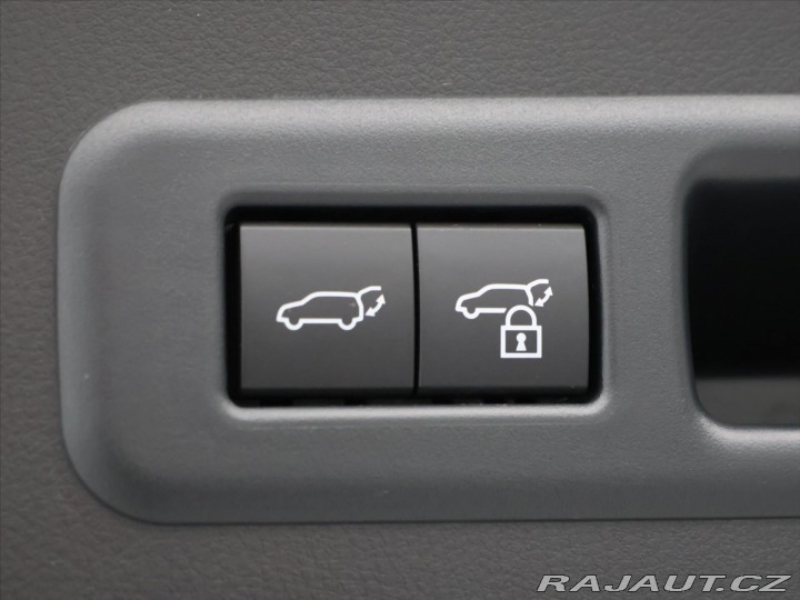 Lexus Ostatní modely LBX 1.5 HEV 67 kW Emotion CZ 2024