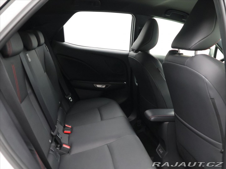 Lexus Ostatní modely LBX 1.5 HEV 67 kW Emotion CZ 2024