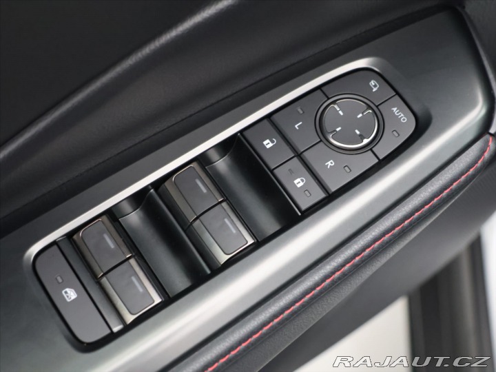 Lexus Ostatní modely LBX 1.5 HEV 67 kW Emotion CZ 2024