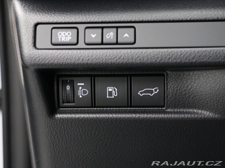Lexus Ostatní modely LBX 1.5 HEV 67 kW Emotion CZ 2024