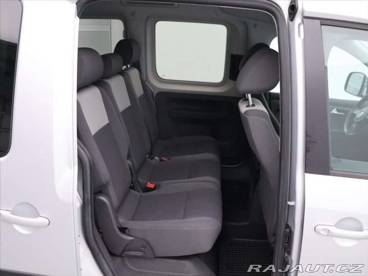 Volkswagen Caddy 1,6 TDI 75KW DSG CZ EDITI 2012