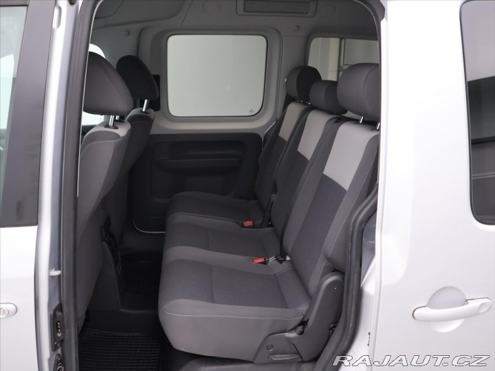 Volkswagen Caddy 1,6 TDI 75KW DSG CZ EDITI 2012