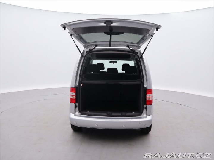 Volkswagen Caddy 1,6 TDI 75KW DSG CZ EDITI 2012