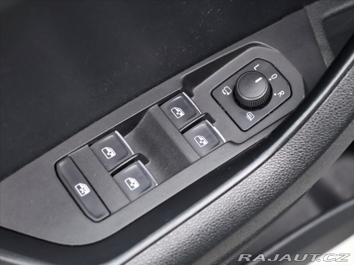 Škoda Karoq 1,6 TDI DSG Style Sport N 2018