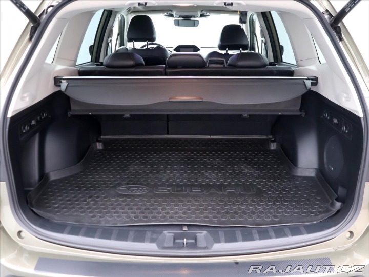 Subaru Forester 2,0 e-Boxer 110kW Executi 2022