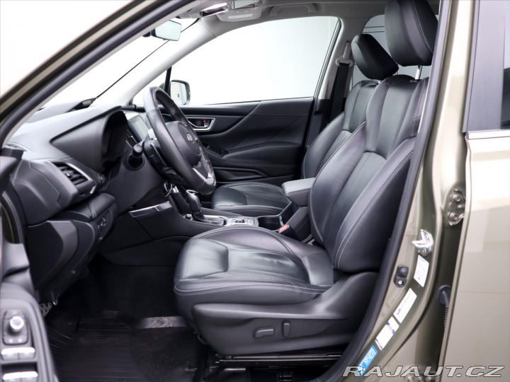 Subaru Forester 2,0 e-Boxer 110kW Executi 2022