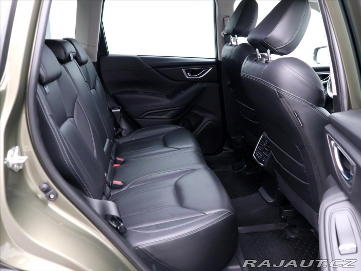 Subaru Forester 2,0 e-Boxer 110kW Executi 2022