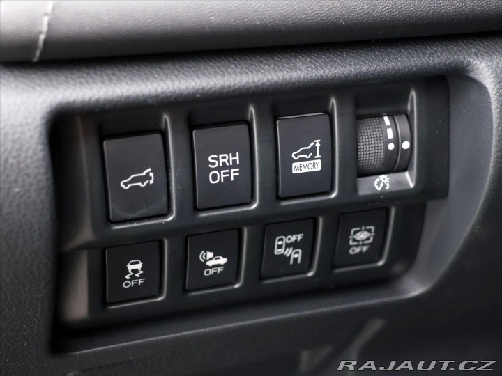 Subaru Forester 2,0 e-Boxer 110kW Executi 2022