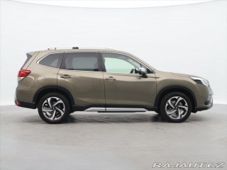 Subaru Forester 2,0 e-Boxer 110kW Executi 2022
