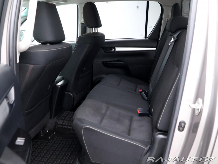Toyota Hilux 2,4 D-4D 110kW Automat Ta 2018