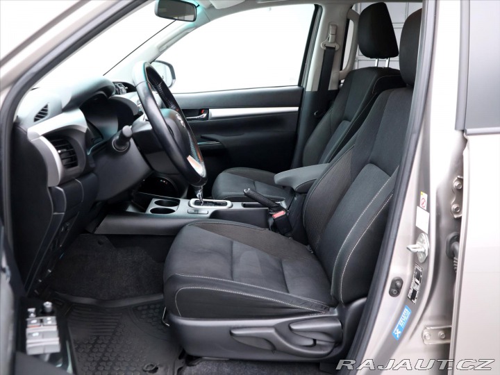 Toyota Hilux 2,4 D-4D 110kW Automat Ta 2018