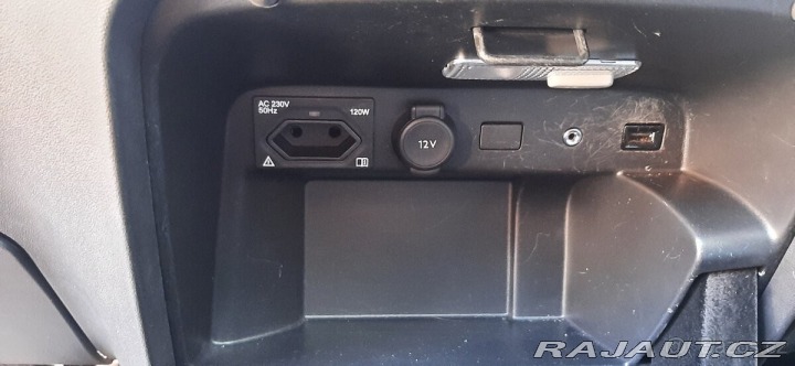 Citroën Grand C4 Picasso 2,0 130 kW velmi velmi 2017