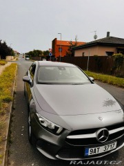 Mercedes-Benz A A180 Original Service Boo 2018